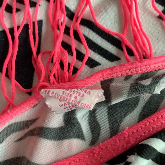 2 Piece Swim Wear - Picture 4 of 4